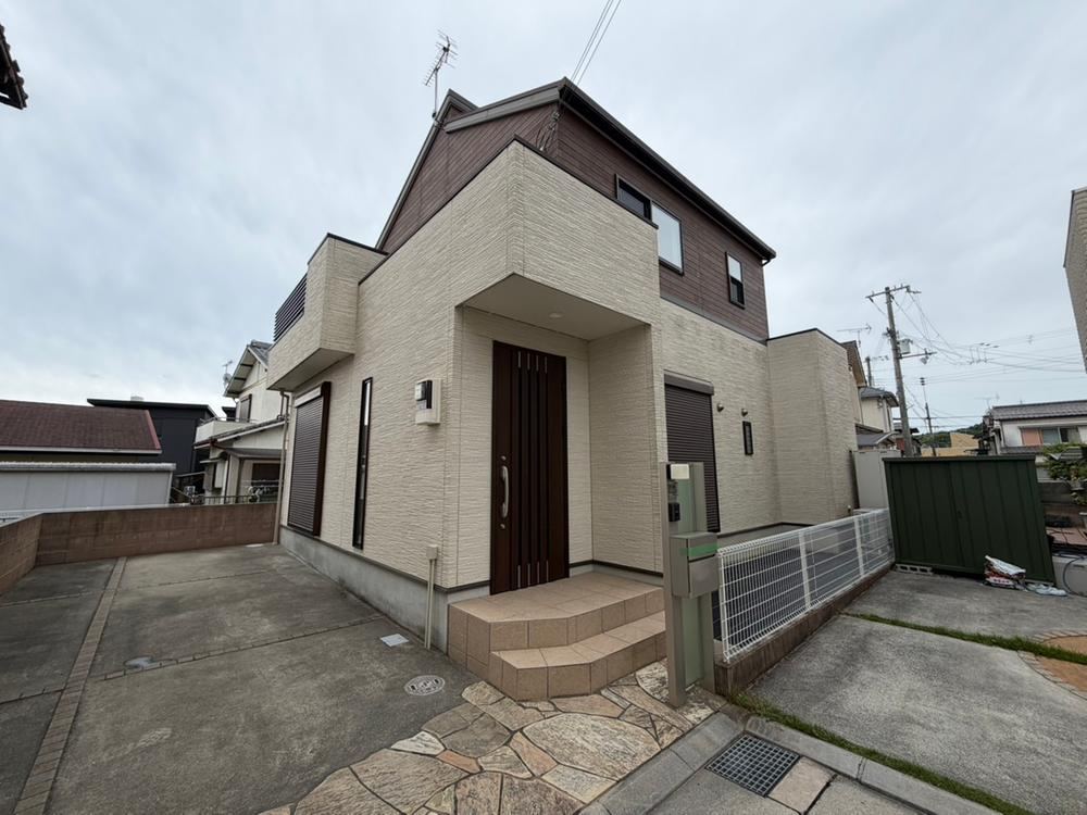 4LDK house in Himeji, Hyogo - Photo 1