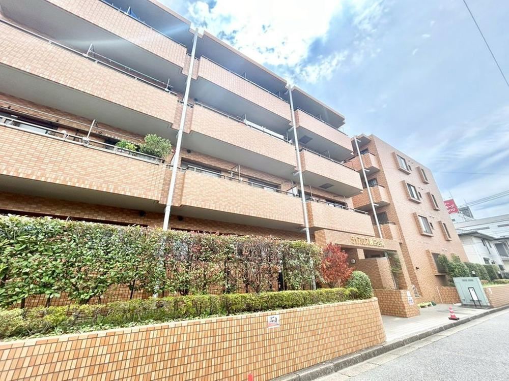 3LDK apartment in Yachiyo, Chiba - Photo 1