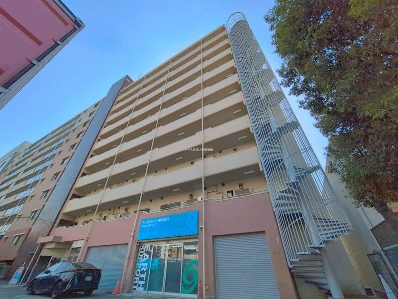 2LDK apartment in Tsurumi Ward, Yokohama, Kanagawa - Photo 1