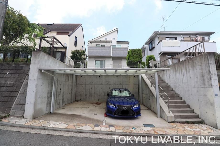 5LDK house in Tsuzuki Ward, Yokohama, Kanagawa - Photo 1