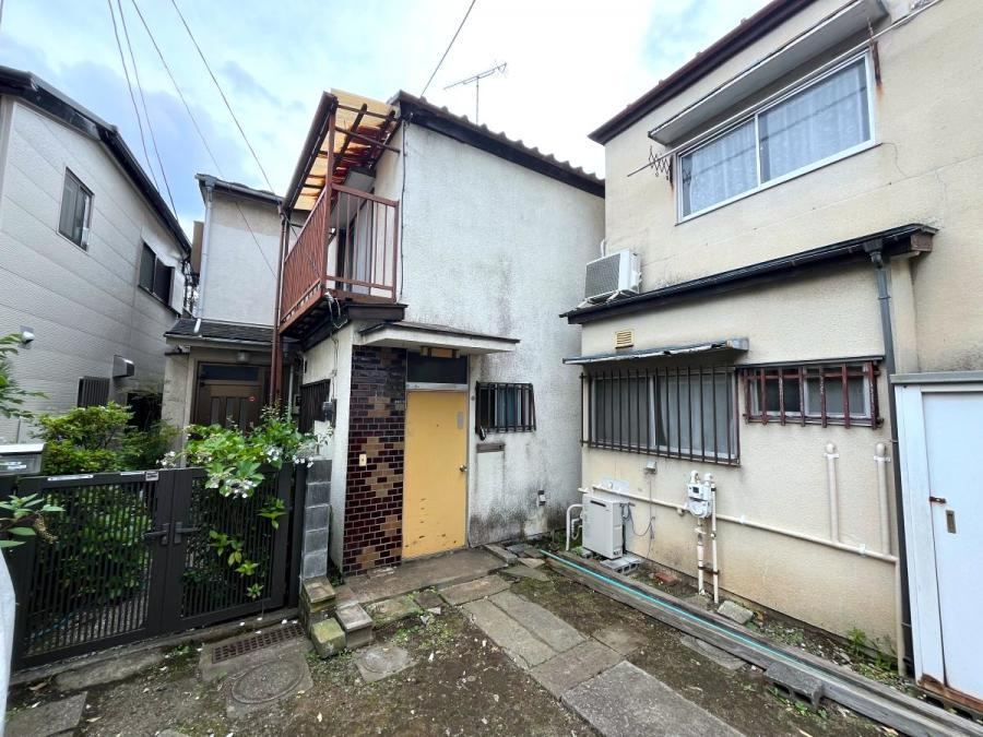 3DK house in Itabashi Ward, Tokyo - Photo 1