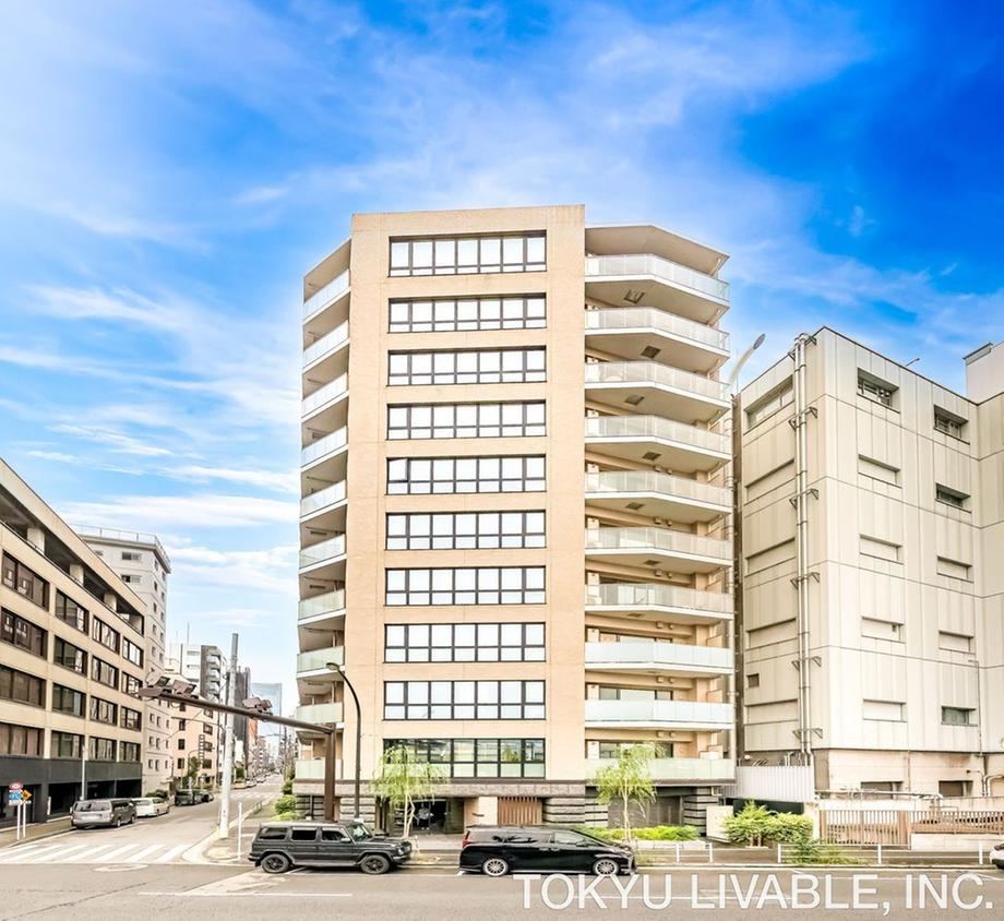 2LDK apartment in Chuo Ward, Tokyo - Photo 1