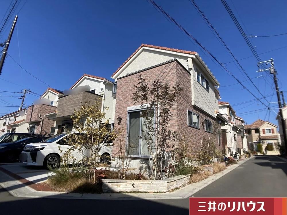 4LDK house in Koshigaya, Saitama - Photo 1