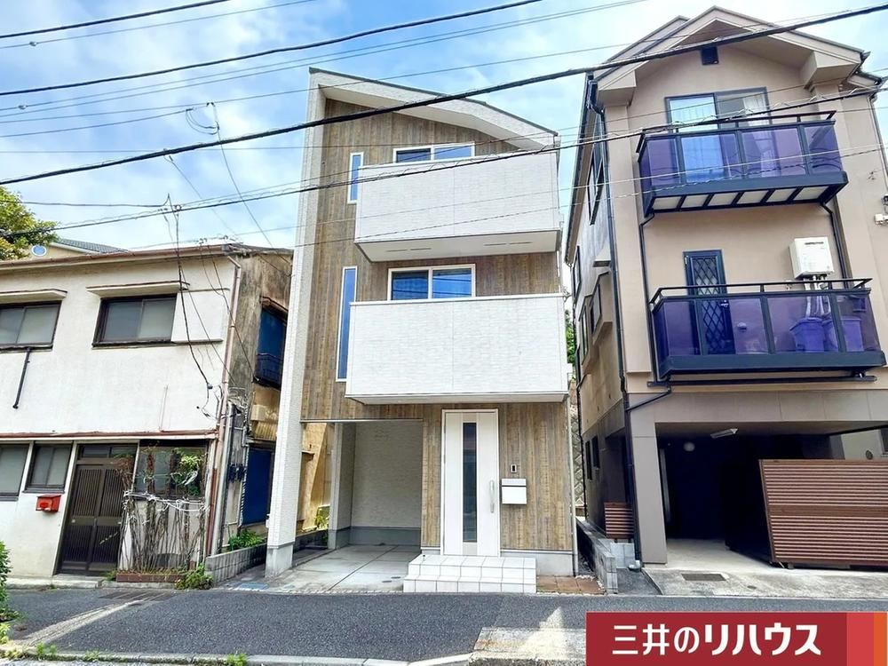 2LDK+S house in Naka Ward, Yokohama, Kanagawa - Photo 1