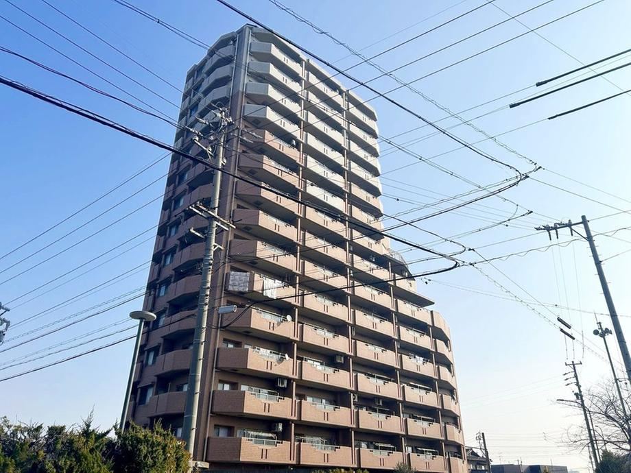 4LDK apartment in Chita, Aichi - Photo 1