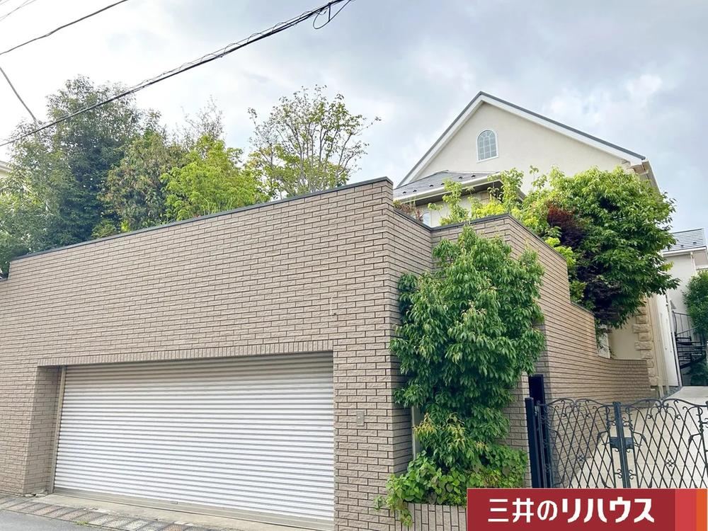 6LDK house in Setagaya Ward, Tokyo - Photo 1