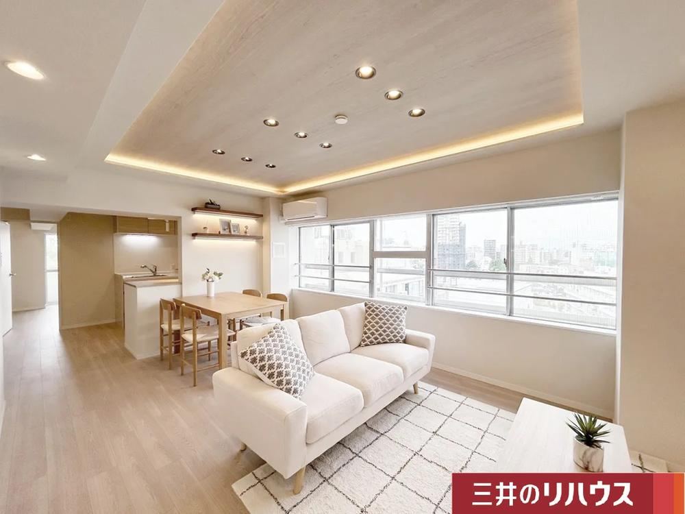 2LDK apartment in Meguro Ward, Tokyo - Photo 1