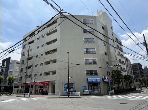 2DK apartment in Musashino, Tokyo - Photo 1