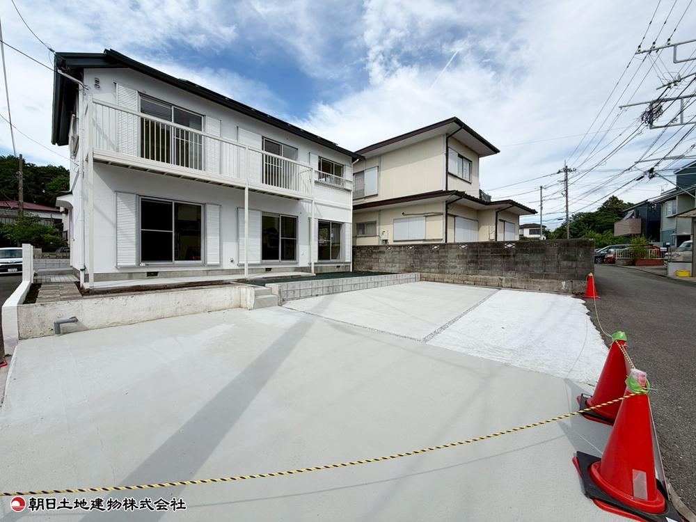 4LDK house in Fujisawa, Kanagawa - Photo 1