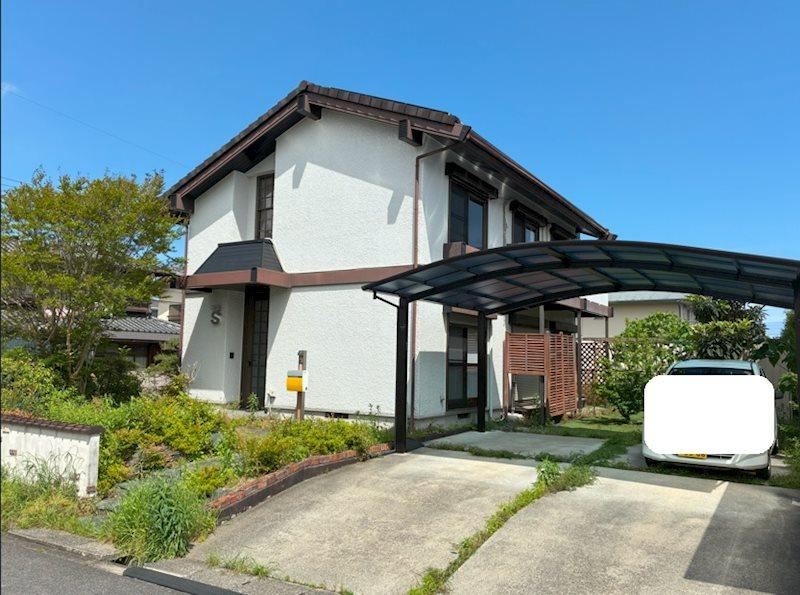 4LDK house in Kameyama, Mie - Photo 1