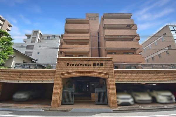 2LDK apartment in Naka Ward, Hiroshima - Photo 1