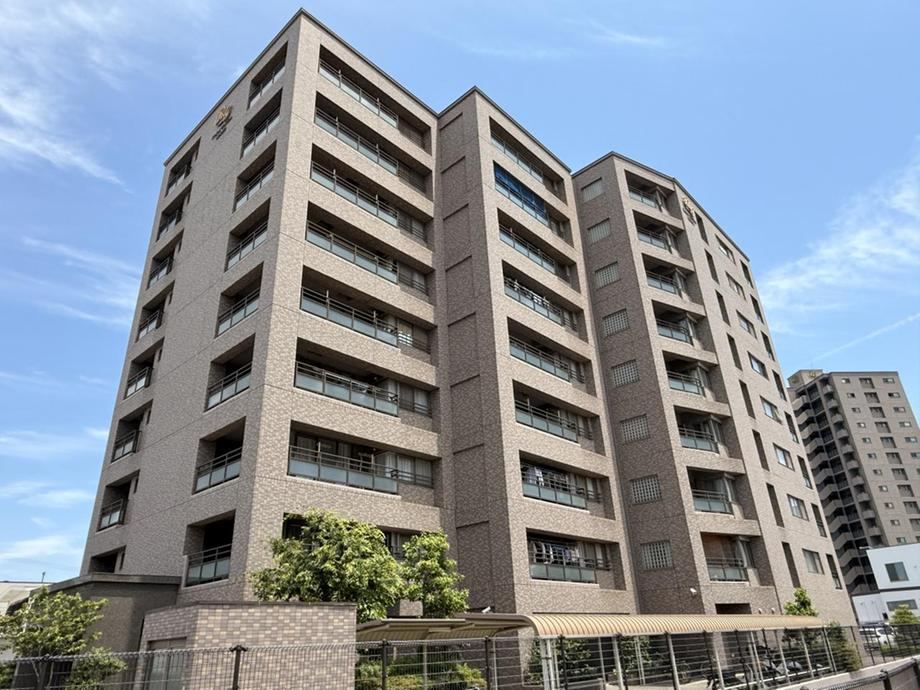 3LDK apartment in Marugame, Kagawa - Photo 1