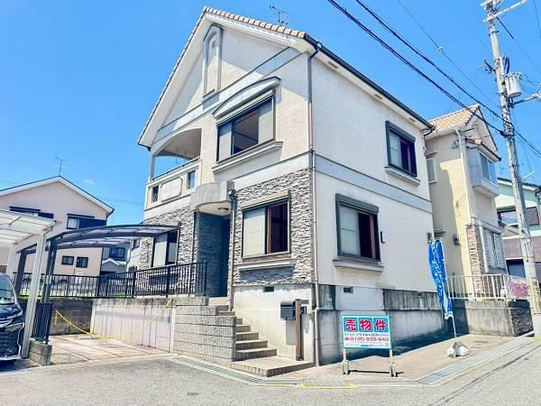 4LDK house in Kawachinagano, Osaka - Photo 1