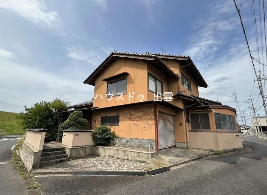 8DK+S house in Izumo, Shimane - Photo 1