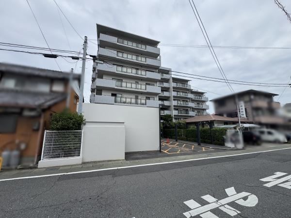 3LDK apartment in Yasu, Shiga - Photo 1