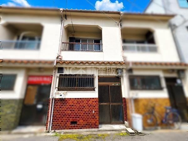 3DK house in Ino Ward, Osaka - Photo 1