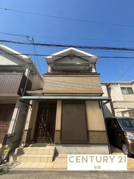 4LDK house in Konohana Ward, Osaka - Photo 1