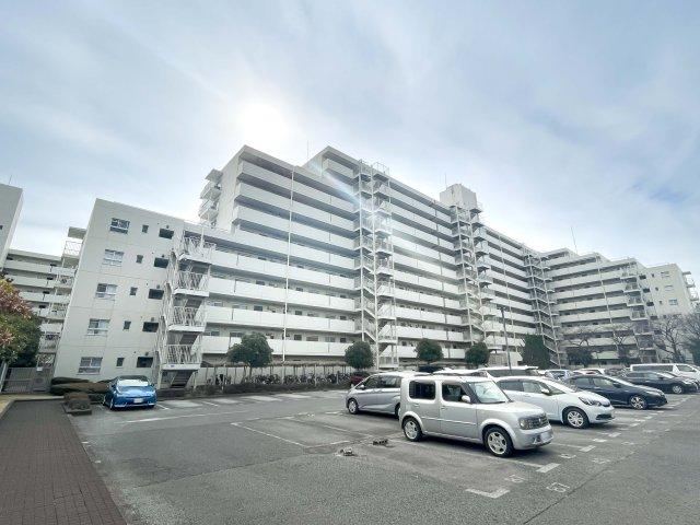 3LDK apartment in Warabi, Saitama - Photo 1