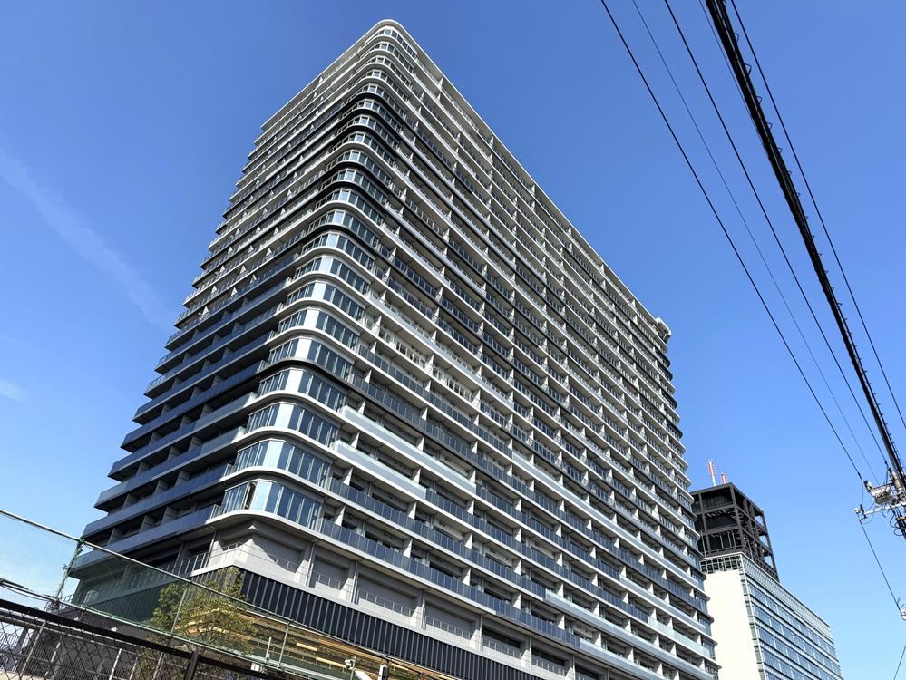 3LDK apartment in Nakano Ward, Tokyo - Photo 1