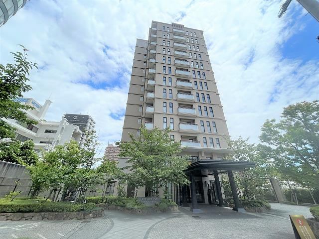 2LDK apartment in Tennoji Ward, Osaka - Photo 1
