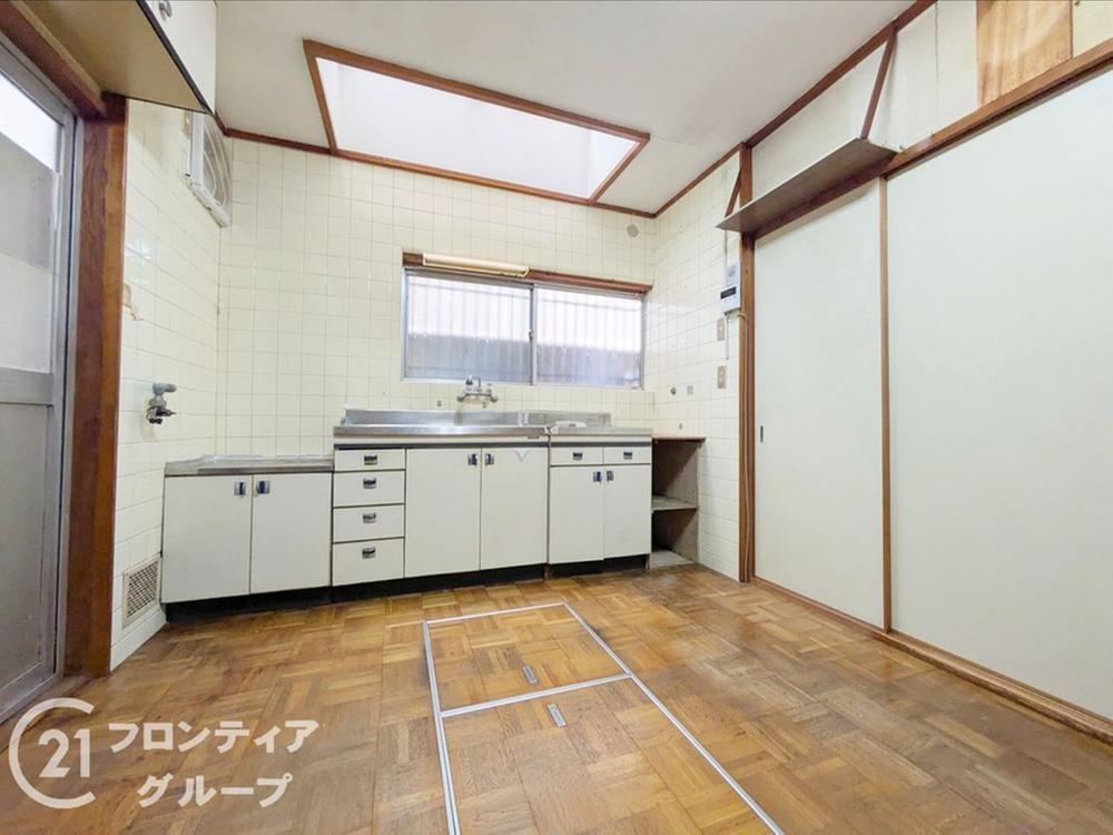 3DK house in Nishinomiya, Hyogo - Photo 1