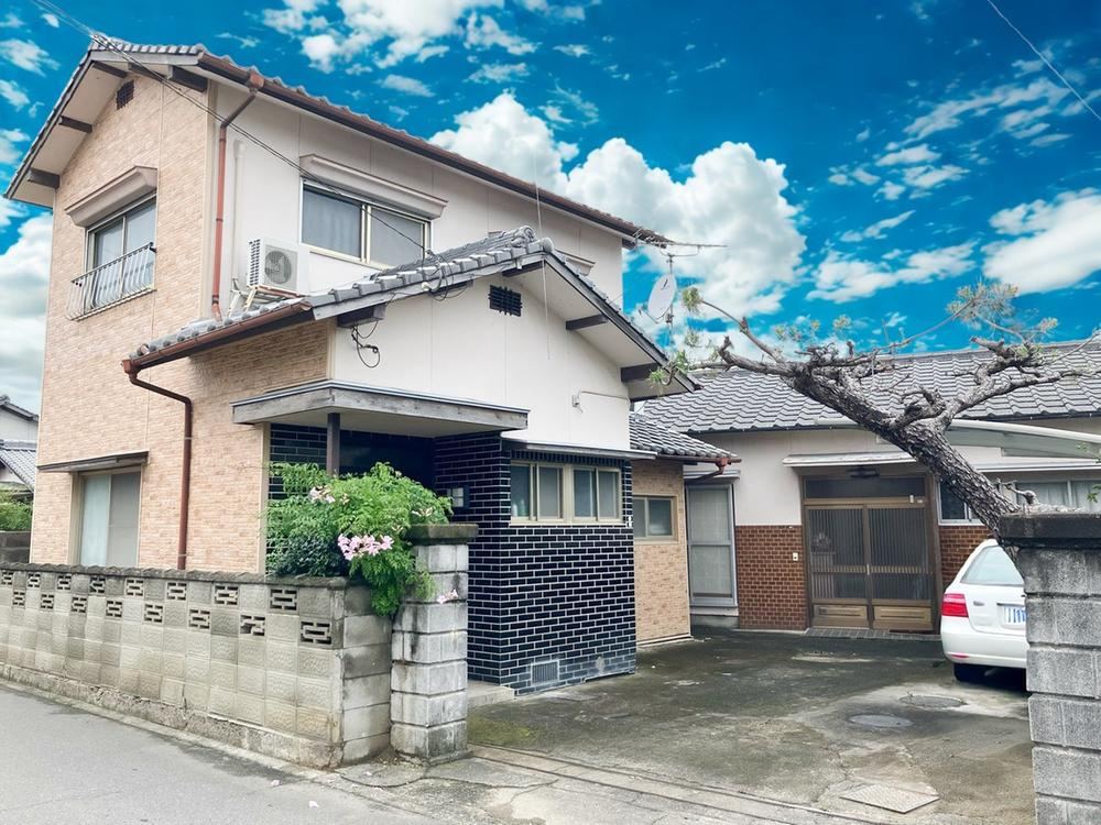 5DK house in Takamatsu, Kagawa - Photo 1