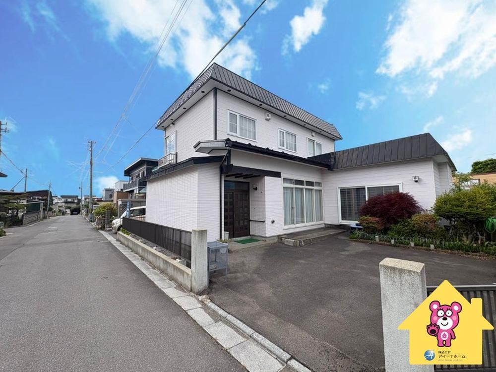 4LDK house in Hakodate, Hokkaido - Photo 1