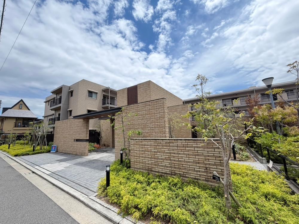 3LDK apartment in Nishi Ward, Sakai, Osaka - Photo 1