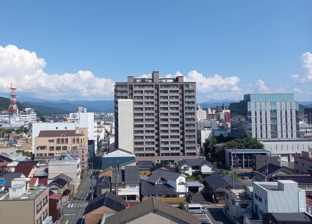 3LDK apartment in Tottori, Tottori - Photo 1