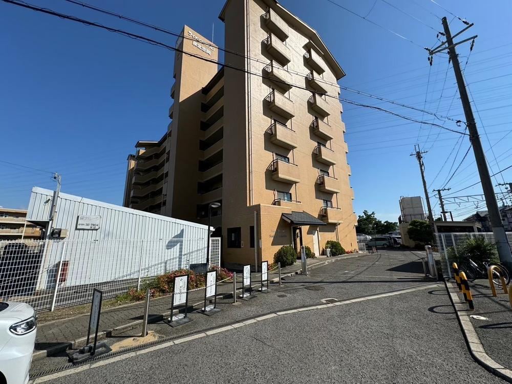 3LDK apartment in Tadaoka, Semboku District, Osaka - Photo 1