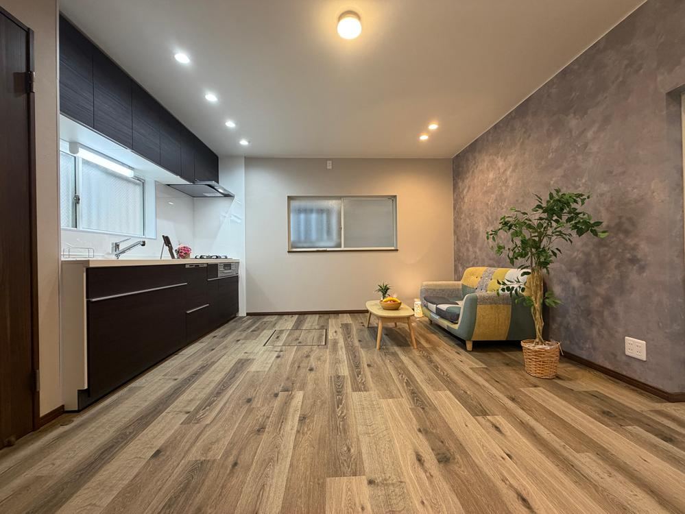 4LDK house in Amagasaki, Hyogo - Photo 1