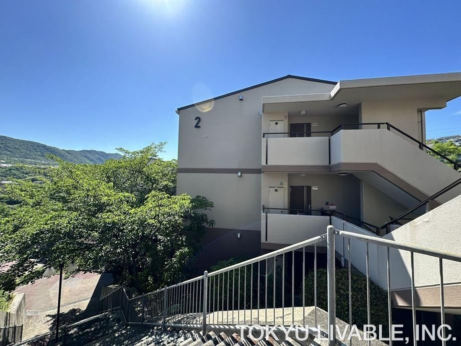 4LDK apartment in Nishinomiya, Hyogo - Photo 1
