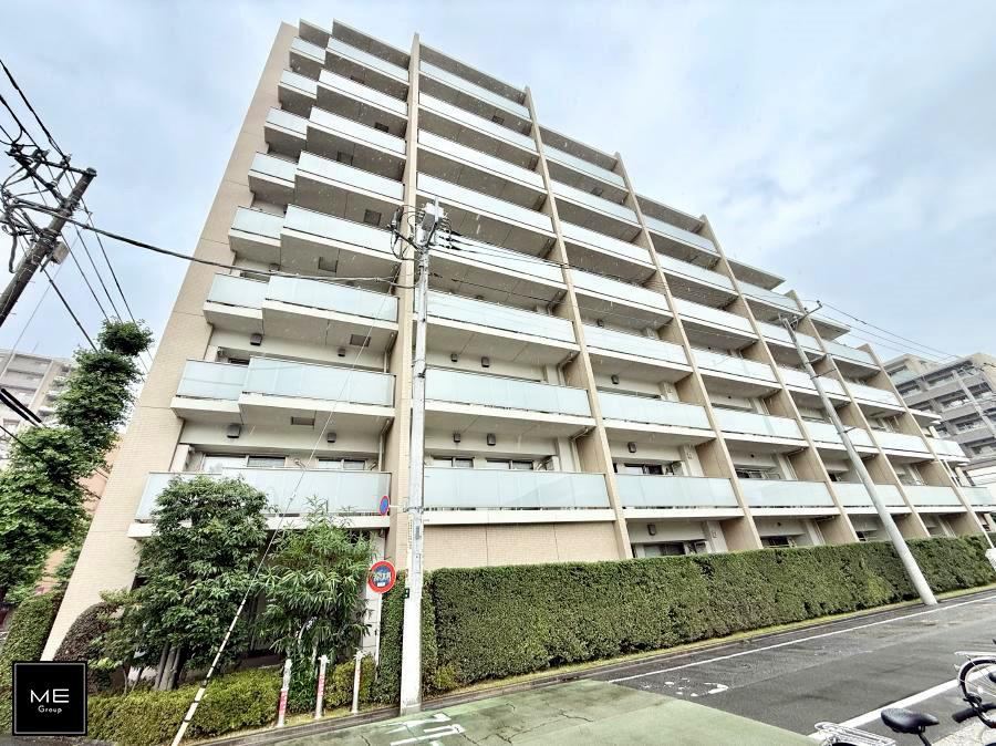 1LDK+S apartment in Fuchu, Tokyo - Photo 1