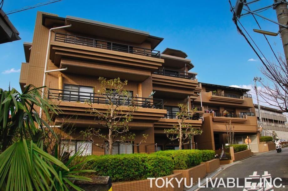 3LDK apartment in Toyonaka, Osaka - Photo 1