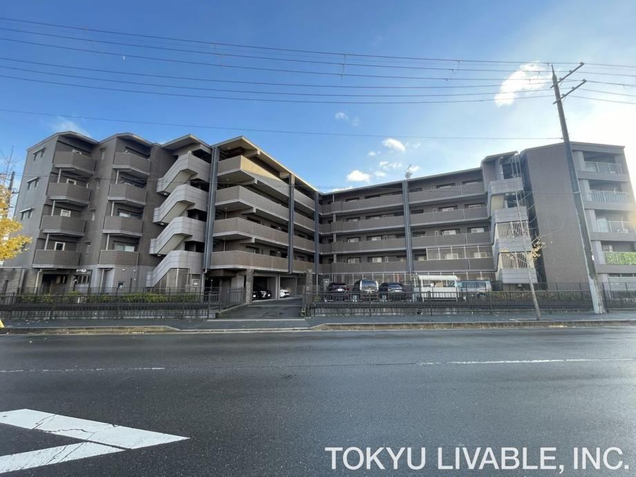 3LDK+S apartment in Nishikyo Ward, Kyoto - Photo 1