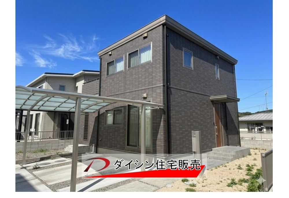 4LDK house in Higashi Ward, Okayama - Photo 1