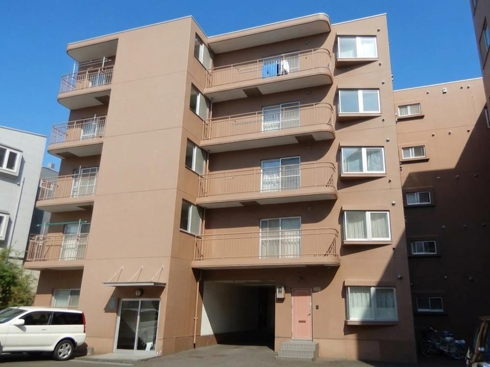 3LDK apartment in Toyohira Ward, Sapporo, Hokkaido - Photo 1