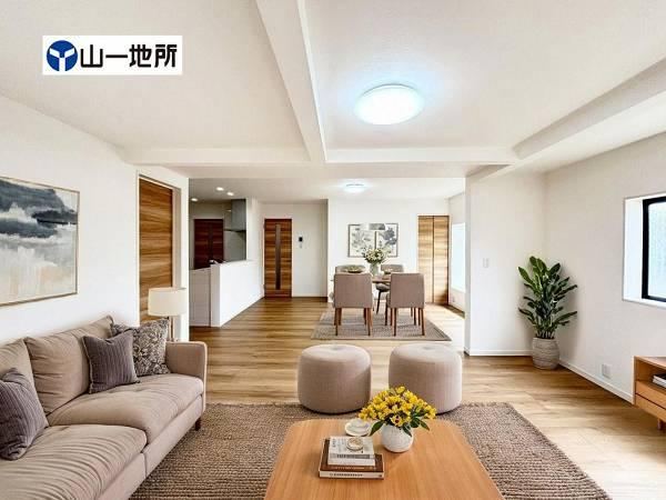 5LDK house in Tomiya, Miyagi - Photo 1