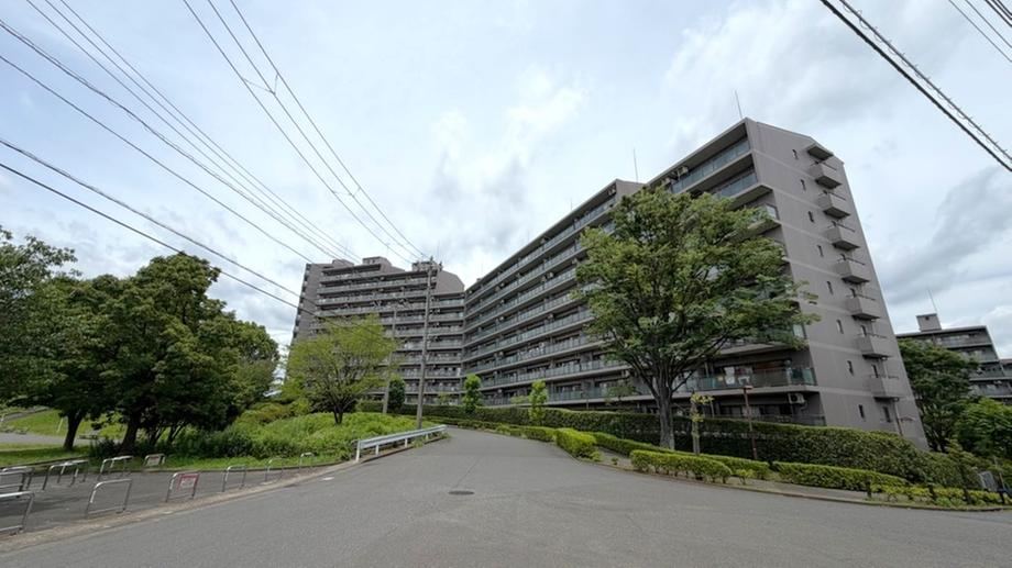 3LDK apartment in Hodogaya Ward, Yokohama, Kanagawa - Photo 1
