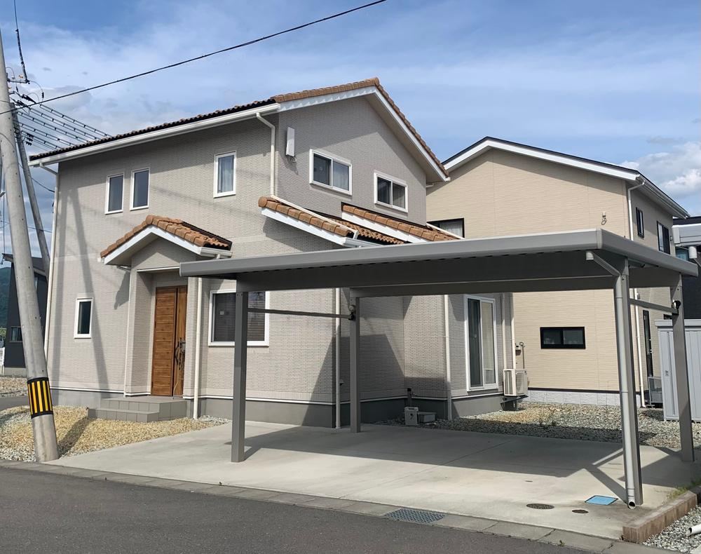 4LDK house in Higashine, Yamagata - Photo 1