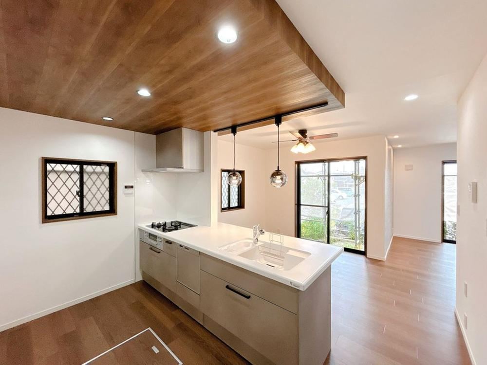 4LDK house in Kasugai, Aichi - Photo 1