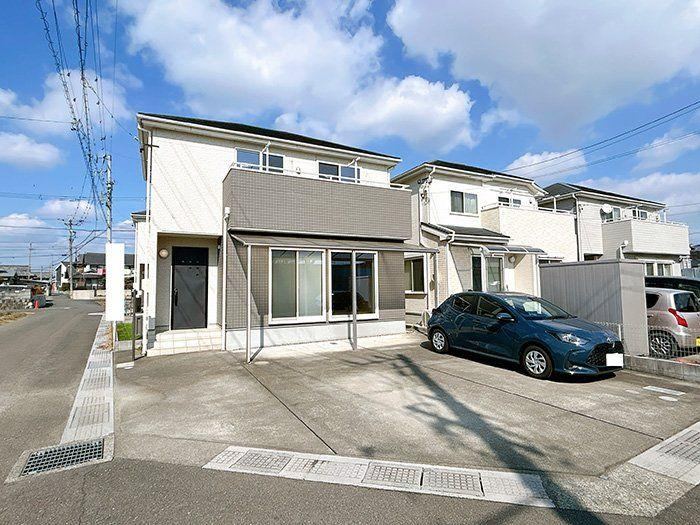 4LDK house in Gifu, Gifu - Photo 1