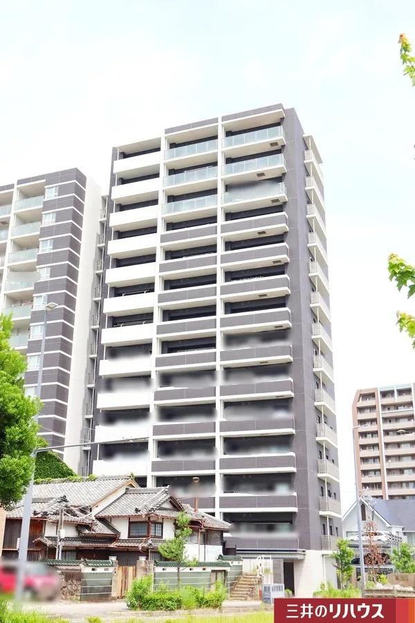2LDK apartment in Toyohashi, Aichi - Photo 1
