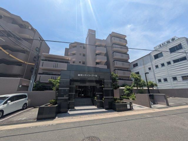 2LDK+S apartment in Meito Ward, Nagoya, Aichi - Photo 1