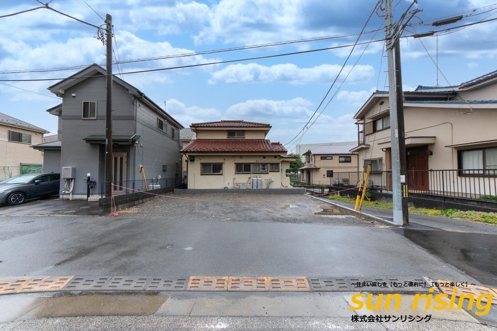 78 m² land in Akishima, Tokyo - Photo 1
