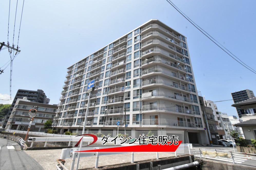 2LDK apartment in Nishi Ward, Hiroshima - Photo 1