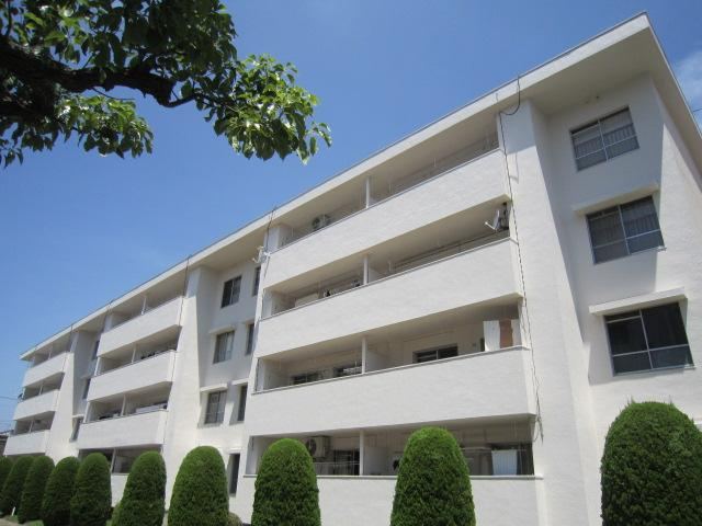 3DK apartment in Amagasaki, Hyogo - Photo 1