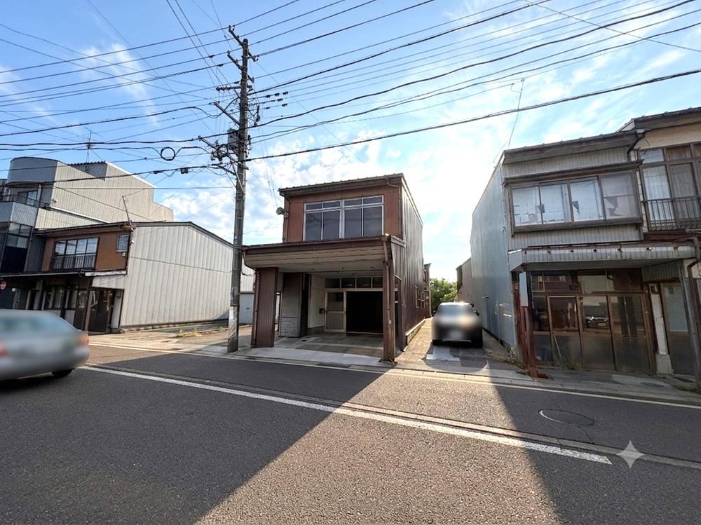 10DK+S house in Joetsu, Niigata - Photo 1