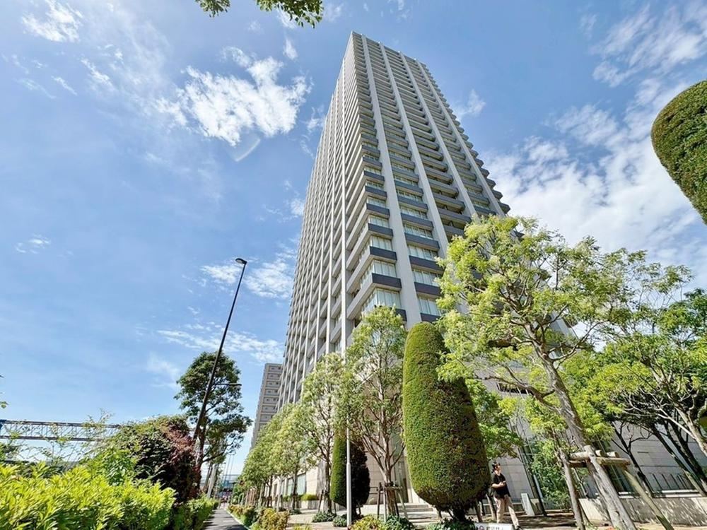 2LDK apartment in Koto Ward, Tokyo - Photo 1