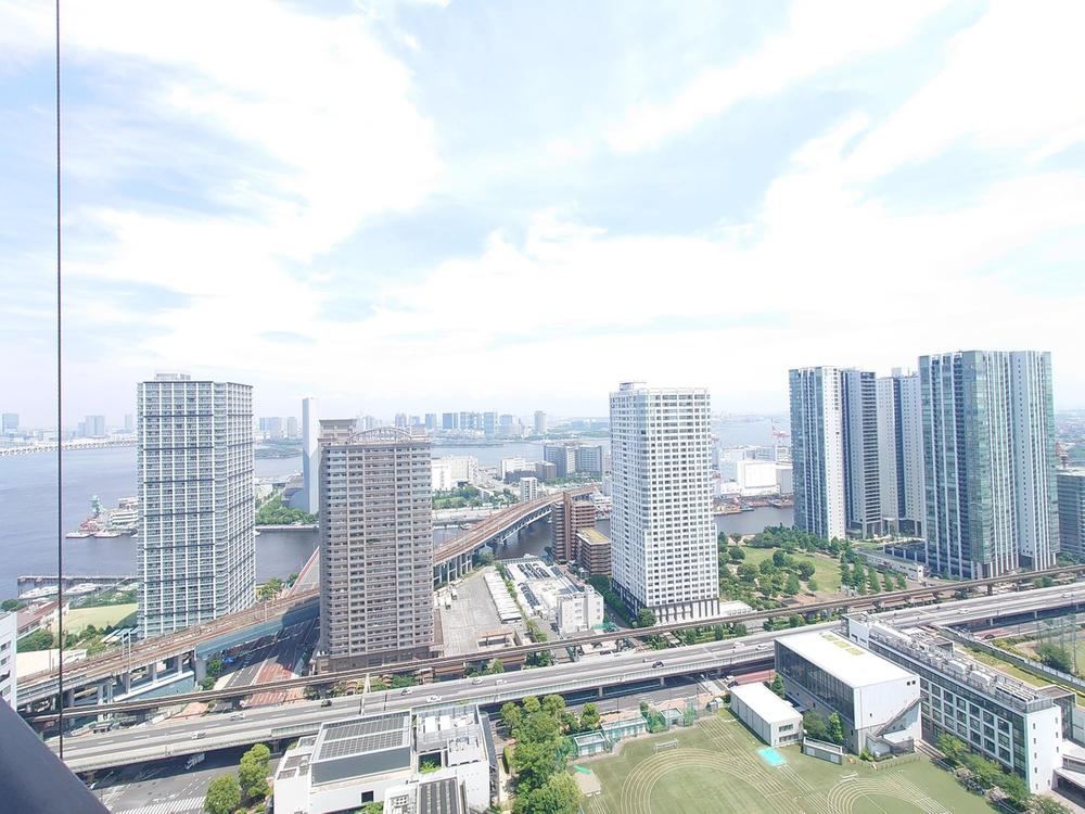 3LDK apartment in Minato Ward, Tokyo - Photo 1